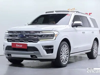 2023 Ford Expedition Platinum 4WD, фото 1, лот 10527112