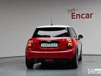 2021 Mini Cooper Standard, фото 4, лот 10109380