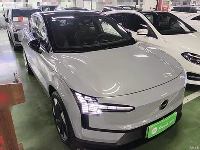 2025 Volvo EX30 RWD Long Range Ultra, фото 4, лот 11195080