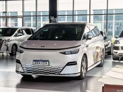 2025 XPeng X9 650 Long Range Max, фото 1, лот 10377336