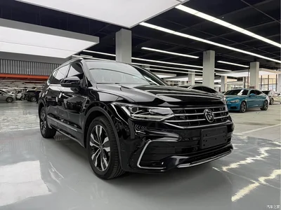 2023 Volkswagen Tiguan L 330TSI Auto 2WD R-Line Premium Edition, фото 3, лот 10481813