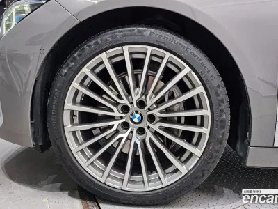 2021 BMW 7-Series 740Li xDrive Design Pure Excellence, фото 4, лот 10054857