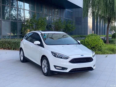 2017 Ford Focus Hatchback 1.6L Manual Fashion Smart Edition, фото 3, лот 10279493