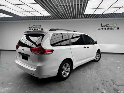 2011 Toyota Sienna, фото 4, лот 10479295