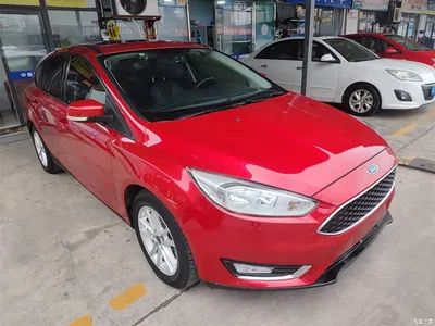 2015 Ford Focus Hatchback 1.6L Automatic Trend, фото 4, лот 10283923