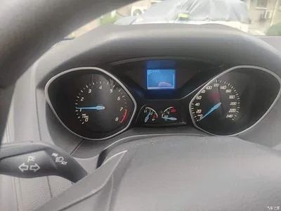 2015 Ford Focus Hatchback 1.6L Automatic Comfort, фото 4, лот 10282468