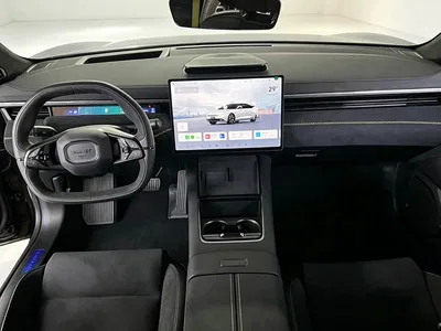 2025 Lynk & Co 10 EM-P 240 AWD Ultra Sport Edition, фото 3, лот 10316423