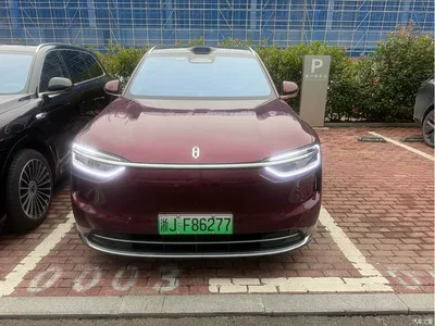 2026 AITO Wenjie AITO M7 Extended Range Ultra AWD 5-Seater, фото 2, лот 10276582