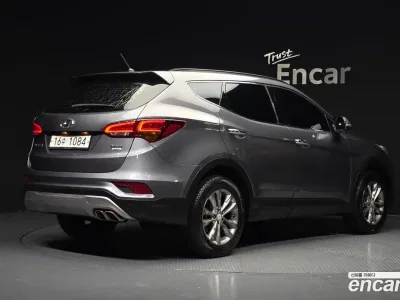 2016 Hyundai Santafe Diesel 2.0 4WD, фото 2, лот 10222580
