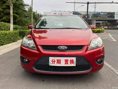 2013 Ford Focus Hatchback Classic 1.8L Manual Base, фото 2, лот 10297786