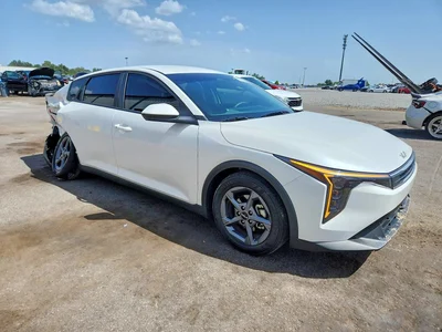 2025 KIA K4 LXS, фото 4, лот 10775566