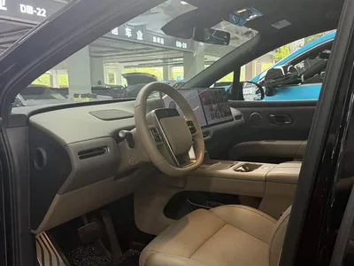 2025 Li Auto i6 4WD Base Model, фото 3, лот 10447280