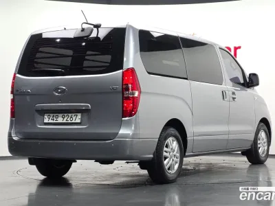 2017 Hyundai Starex 3-Seater VAN, фото 2, лот 10379476