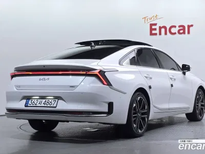 2025 Kia K8 Signature, фото 2, лот 10220119