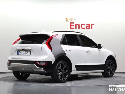 2022 Kia Niro Signature, фото 2, лот 10202301