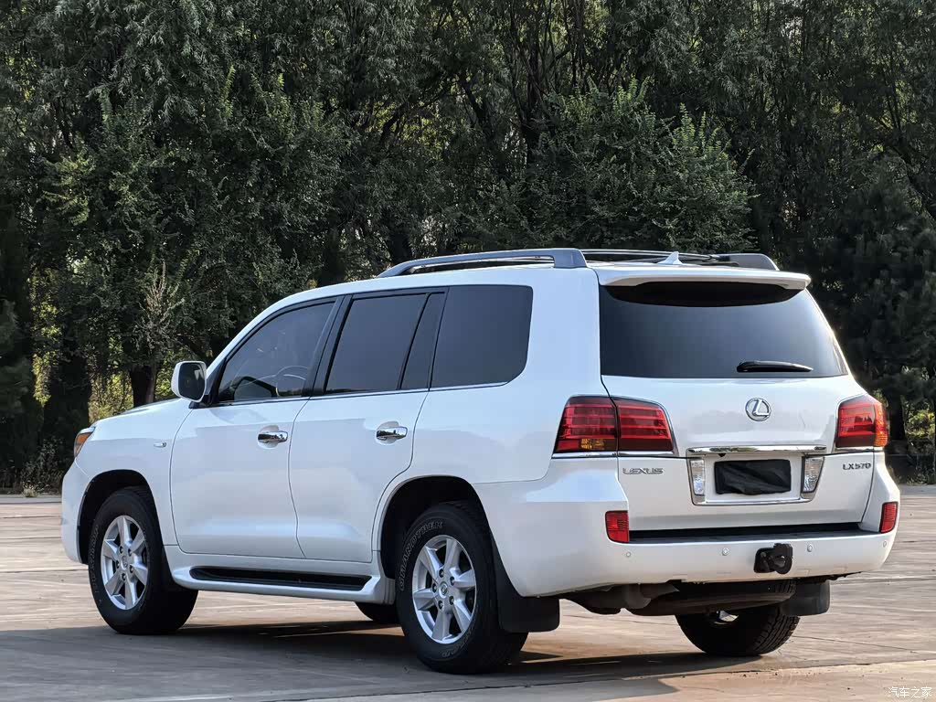 2009 Lexus LX 570, фото 4, лот 10999300