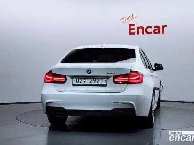 2018 BMW 3-Series 330i M Sport Shadow, фото 4, лот 10144749