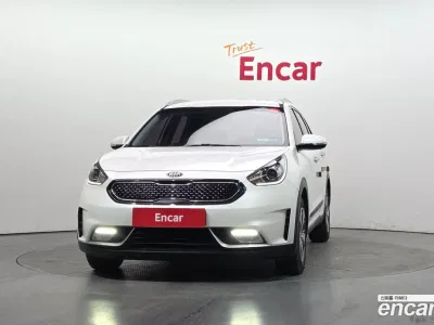 2017 Kia Niro Luxury, фото 2, лот 10080390