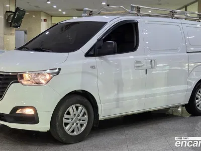 2021 Hyundai Starex Van 3-Seater, фото 1, лот 10191689