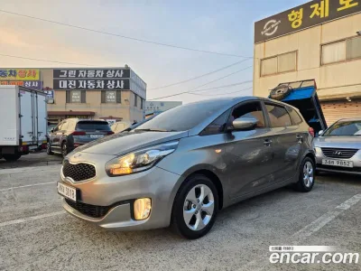 2015 Kia Carens 1.7 VGT Luxury, фото 1, лот 10153660