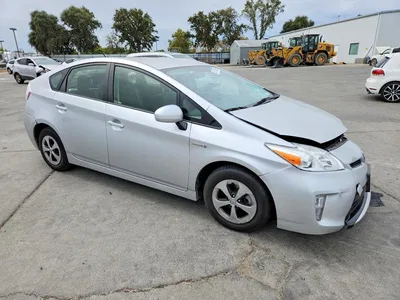 2012 TOYOTA PRIUS TWO, фото 4, лот 10511622