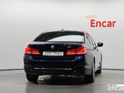 2018 BMW 5-Series 520i Luxury, фото 3, лот 10178157