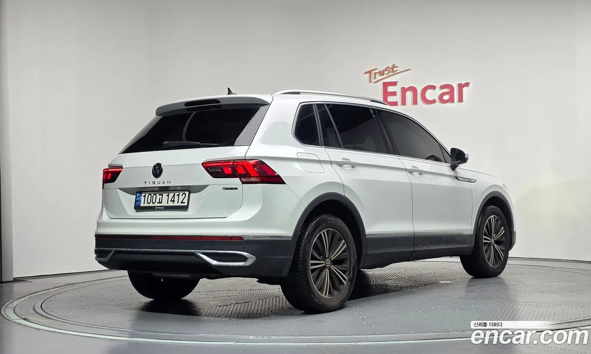 2022 Volkswagen Tiguan 2.0 TDI 4-Motion Premium, фото 2, лот 10209343