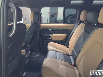 2026 Land Rover Defender 110 P400 X, фото 4, лот 10208177