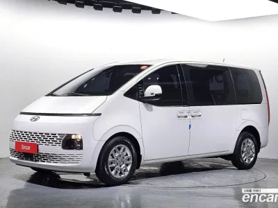 2022 Hyundai Staria disability support car, фото 1, лот 10144149