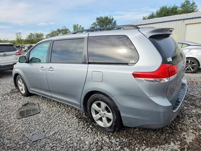 2011 TOYOTA SIENNA LE, фото 2, лот 10500936