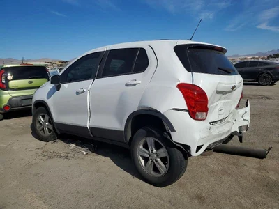 2020 CHEVROLET TRAX LS, фото 2, лот 10647266