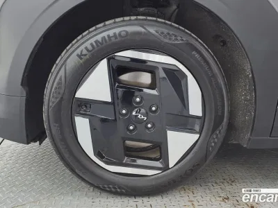 2025 Kia EV3 Standard 2WD, фото 4, лот 10071511