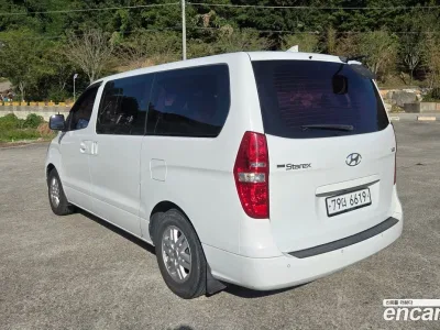 2017 Hyundai Starex 12-Seater Wagon, фото 3, лот 11498416