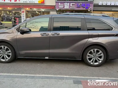 2021 Toyota Sienna 2.5 Hybrid AWD, фото 2, лот 10173893