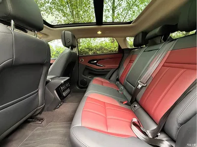 2024 Land Rover Range Rover Evoque L 249PS Light Master Edition, фото 4, лот 10899721