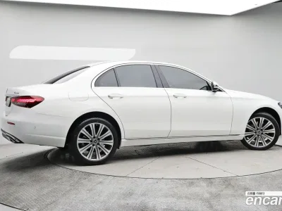 2023 Mercedes-Benz E-Class E350 4MATIC Exclusive, фото 4, лот 10169330