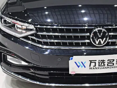 2023 Volkswagen Magotan Model 2 Million Commemorative Edition 330TSI DSG Luxury, фото 3, лот 10434556