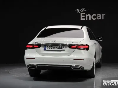 2022 Mercedes-Benz E-Class E220d 4MATIC Exclusive, фото 4, лот 10165525