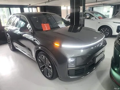 2025 Li Auto Li L8 Max Smart Renewal Edition, фото 4, лот 10832434