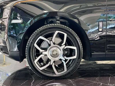 2021 Rolls-Royce Cullinan Black Badge Neon Nights, фото 4, лот 10598236