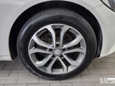 2016 Mercedes-Benz C-Class C220 d 4MATIC Estate, фото 4, лот 10039831