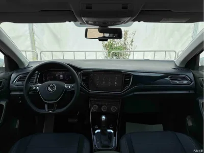 2021 Volkswagen T-ROC 280TSI DSG 2WD Comfort Smart Connect 30th Anniversary Edition, фото 4, лот 10479929