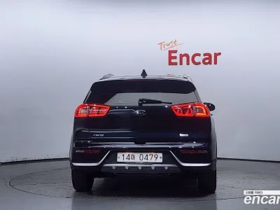 2017 Kia Niro Noblesse, фото 4, лот 10079595