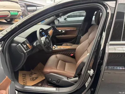 2024 Volvo S90 B5 Momentum Luxury Edition, фото 4, лот 10364798