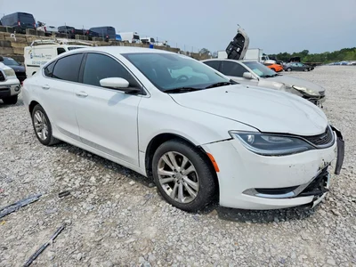 2015 CHRYSLER 200 LIMITED, фото 4, лот 10676198