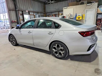 2019 KIA FORTE LXS, фото 2, лот 10778133