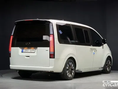 2023 Hyundai Staria 4WD Lounge 9-Seater, фото 2, лот 10110148