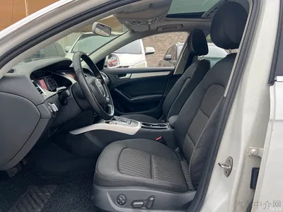 2011 Audi A4L 2.0 TFSI Standard, фото 4, лот 10436721