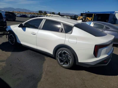 2025 KIA K4 EX, фото 2, лот 10780128