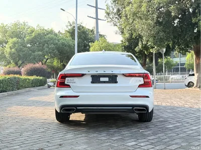 2020 Volvo S60 T4 Momentum Sport Edition, фото 4, лот 10621696